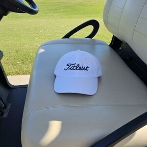 TITLEIST GOLF Retro  Vintage Rare Nice Slide Adjustable Hat Cap